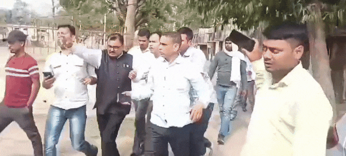 Anti-corruption team caught APO taking bribe, there was commotion in the block