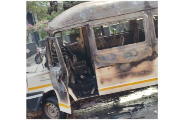 pune news bus hinjewadi