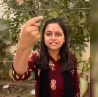 General Secretary candidate Saloni Raj's sharp attitude amidst violence