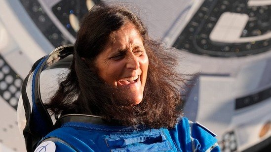 sunita williams return