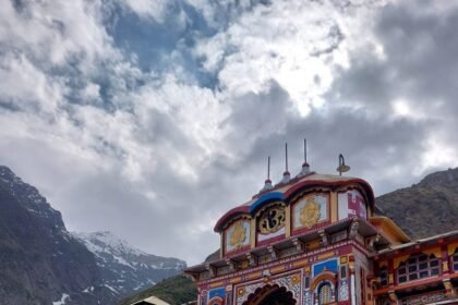 उत्तराखंड में धार्मिक पर्यटन को बढ़ावा: आर्थिक प्रभाव और विकास रणनीतियाँ