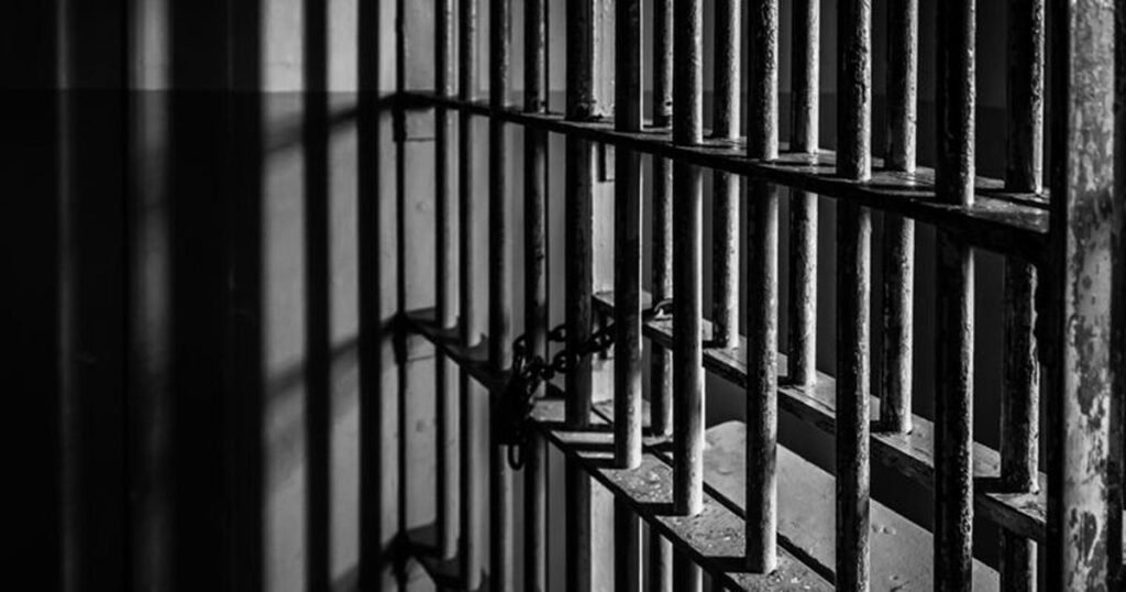 भोपाल सेंट्रल जेल में ईद पर खुली मुलाकात बंद होने पर