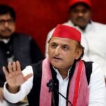 शेयर बाजार धराशायी! अखिलेश यादव ने मोदी सरकार को घेरा, निवेशकों के 10 लाख करोड़ डूबे – पूरी जानकारी!