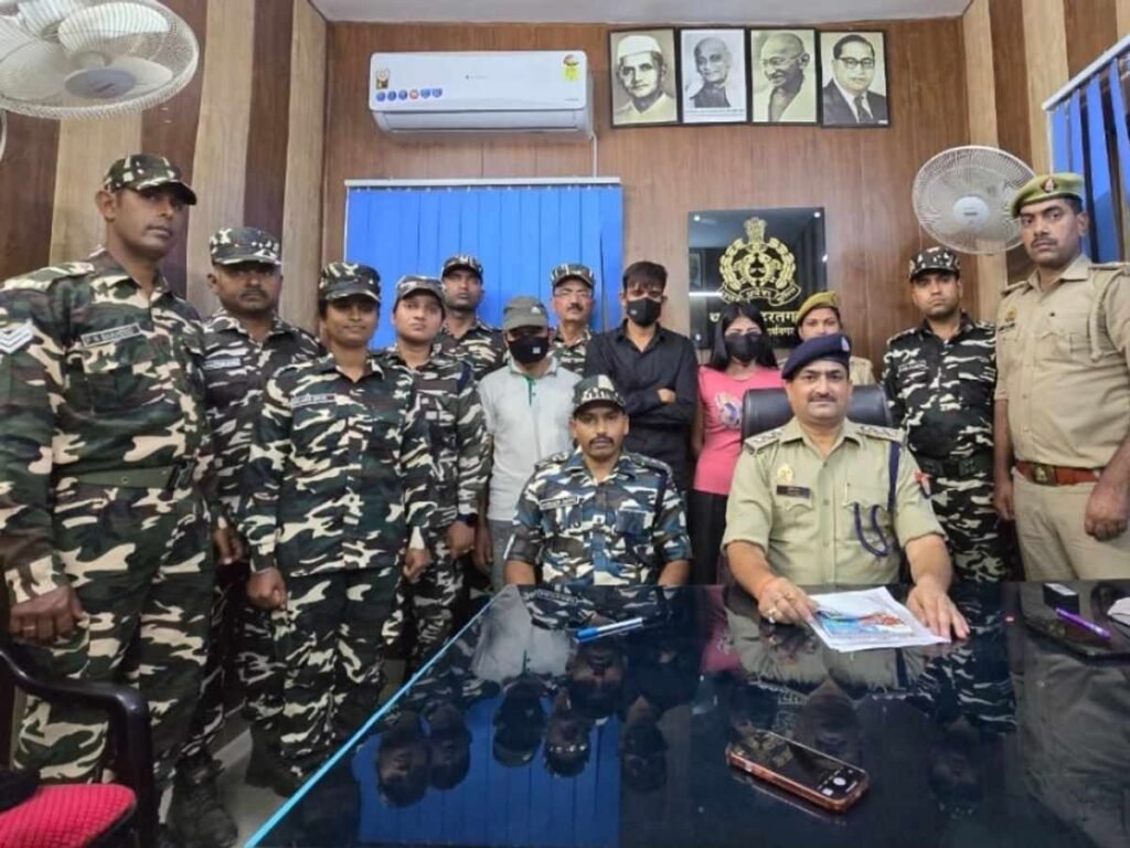 नेपाल सीमा से थाईलैंड की महिला समेत 3 लोग गिरफ्तार, फर्जी आधार से कर रहे थे