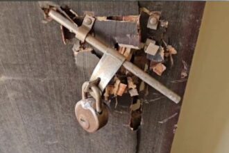Bemetara Breaking: Theft in seven vacant houses of Housing Board Colony