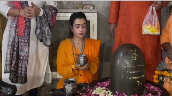 Harsha Richaria, the famous Sadhvi of Maha Kumbh, reached Vrindavan