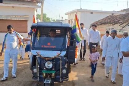 Lord Mahavir's birth anniversary was celebrated with great pomp in Bemetara