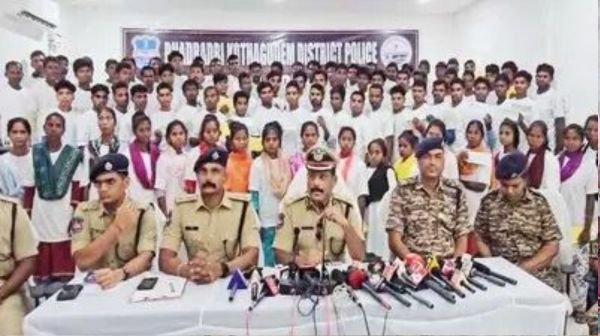 Breaking: Big success during Home Minister Amit Shah's Bastar visit