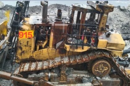 Korba: Dozer caught fire in Gevra Mines, SECL suffered losses worth crores