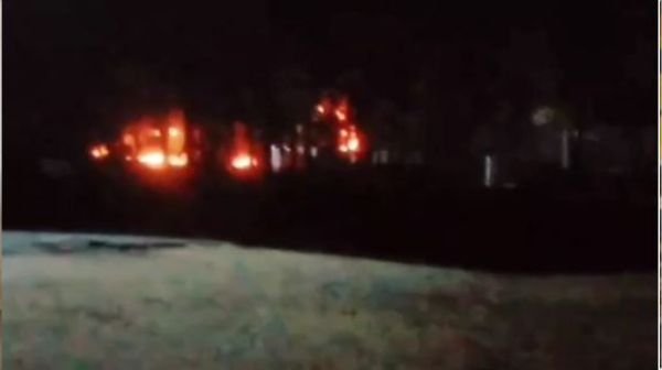 Balrampur: Semarsot Sanctuary is engulfed in fire from all sides