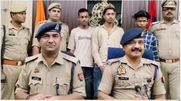Police revealed the robbery of Rs 100, three accused arrested