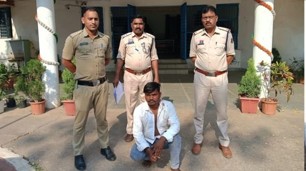 Friendship on Facebook, then rape under the pretext of marriage