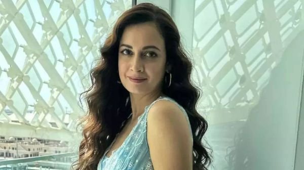 Dia Mirza clarified her support for Fawad Khan