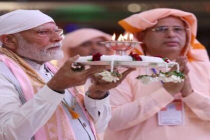 Selfless service is the greatest service in the world, Anandpur Dham is moving ahead with its devotion: PM Modi