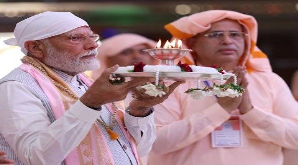 Selfless service is the greatest service in the world, Anandpur Dham is moving ahead with its devotion: PM Modi
