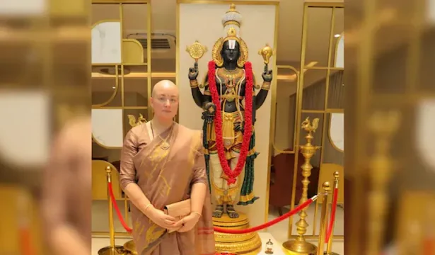 अन्ना कोनिडेला