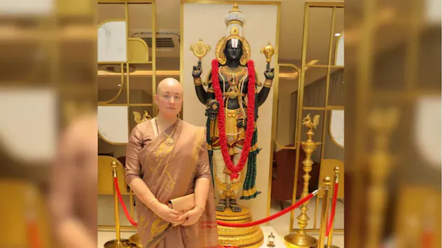 अन्ना कोनिडेला