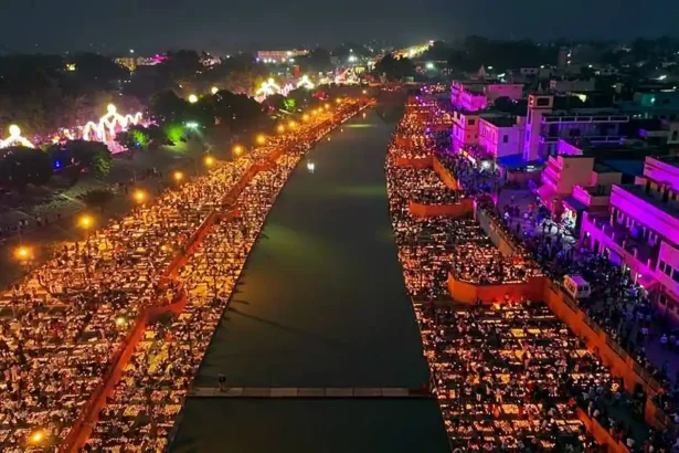 अयोध्या में भव्य सूर्य तिलक और दीपोत्सव