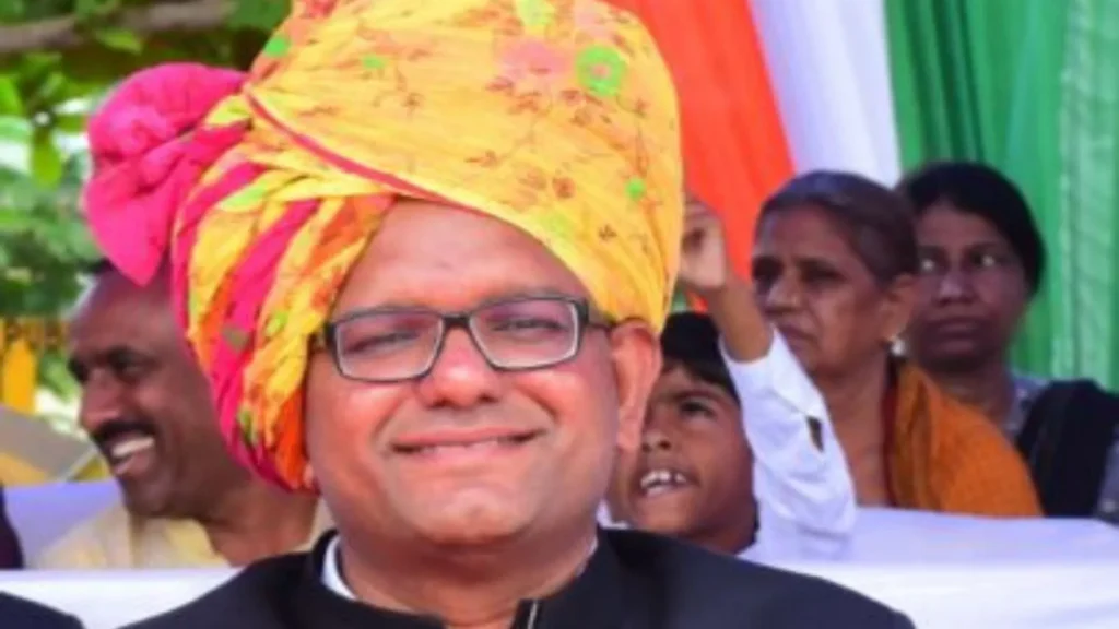 आईएएस डॉ. राहुल फटिंग