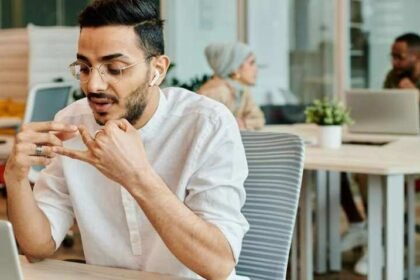 बेंगलुरु कर्मचारी ने नौकरी छोड़ी