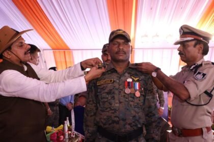 CM मोहन यादव ने बालाघाट में 64 पुलिसकर्मियों को दिया आउट ऑफ टर्न प्रमोशन | MP Police Promotion 2025