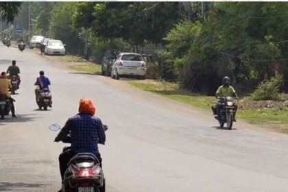 In Korba, life is affected due to scorching sun and humid heat