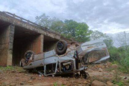 Tragic road accident in Dantewada: Scorpio going to the wedding procession fell from the bridge