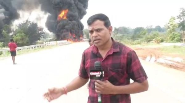Bio diesel tanker overturned on National Highway 43, massive fire caused panic