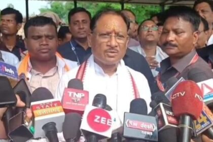 Chief Minister Vishnu Dev Sai reached Mandari village on the occasion of Good Governance Festival