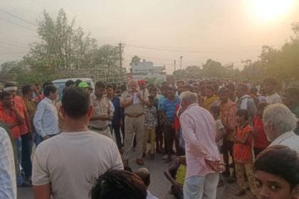 A 6-year-old boy died tragically after being hit by an oil tanker in Semra village of Dhamtari district