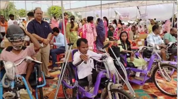 Solution camp organized in Nagpur on the occasion of Sushasan Tihaar