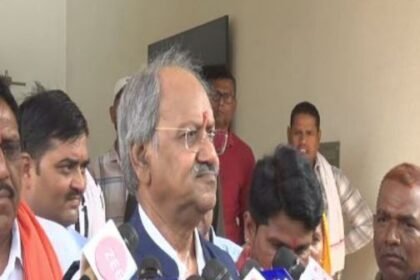 BJP MP Brijmohan Agarwal's big statement on skywalk construction