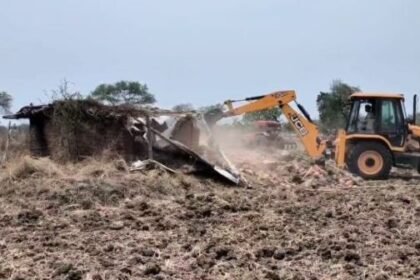 Bemetara: Encroachment removed from 72 acres of government land in Navagarh assembly constituency