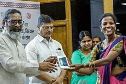 Digital revolution in Jharkhand: Anganwadi services got new speed from smartphones