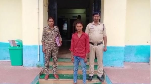 Surguja: Absconding accused of raping a minor arrested