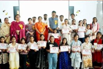 Daughters are a blessing, not a curse; encourage them to move forward: Minister Shri Rajput