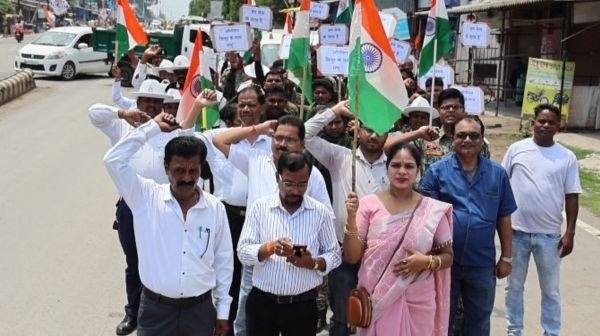A grand Tiranga Yatra was organized in Bijapur