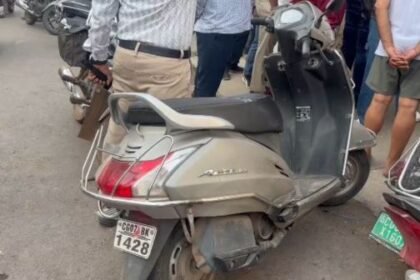 Durg: Rs 18 lakh stolen from Activa in front of Laxmi Traders