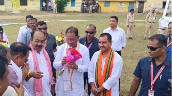 Chief Minister Vishnudev Sai reached the remote forest area Bijrakchar