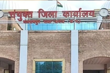 Open corruption in MNREGA: Fake wages in the name of government employees