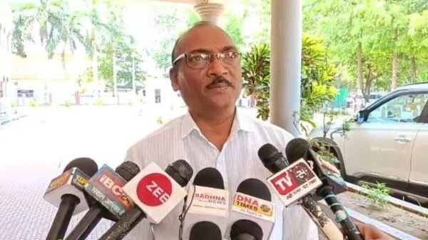 Dhamtari: Teacher Nisha Khobragade suspended for negligence in duties