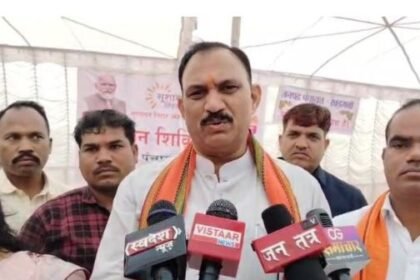 Gaurela-Pendra-Marwahi: Bhupesh Baghel taunts Health Minister on liquor shop inspection