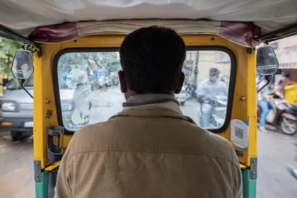 bhopal auto driver news.