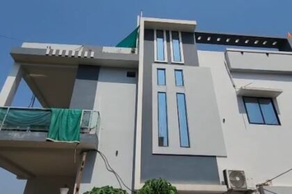 Durg: Theft in filmy style, drank alcohol, ate melon, then absconded with lakhs