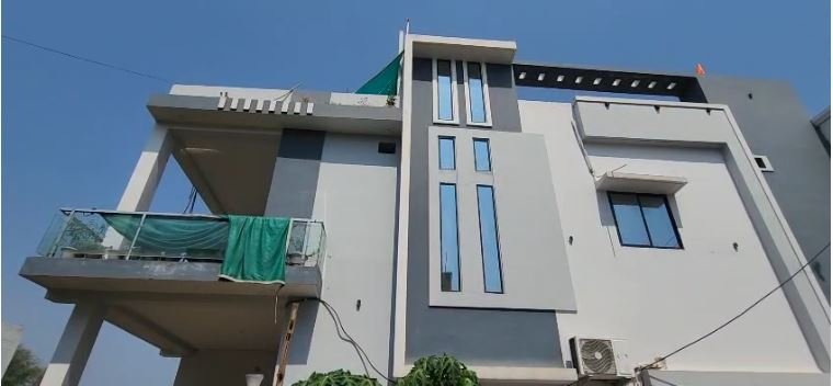 Durg: Theft in filmy style, drank alcohol, ate melon, then absconded with lakhs