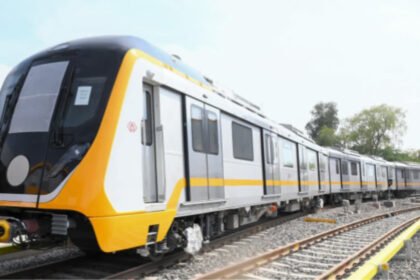 इंदौर में मेट्रो ट्रायल