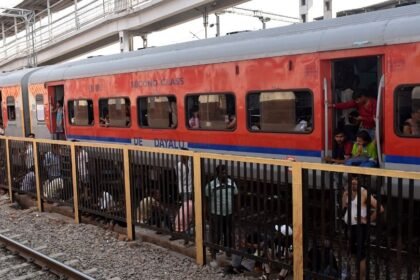 ग्वालियर प्रयागराज ट्रेन