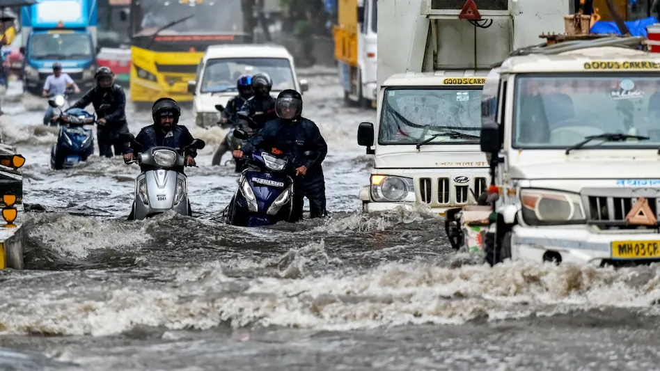 दिल्ली-मुंबई में बारिश