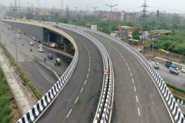 धनबाद के बैंकमोड़ फ्लाईओवर