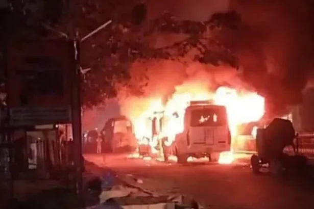 पानीपत जा रही बस में लगी आग